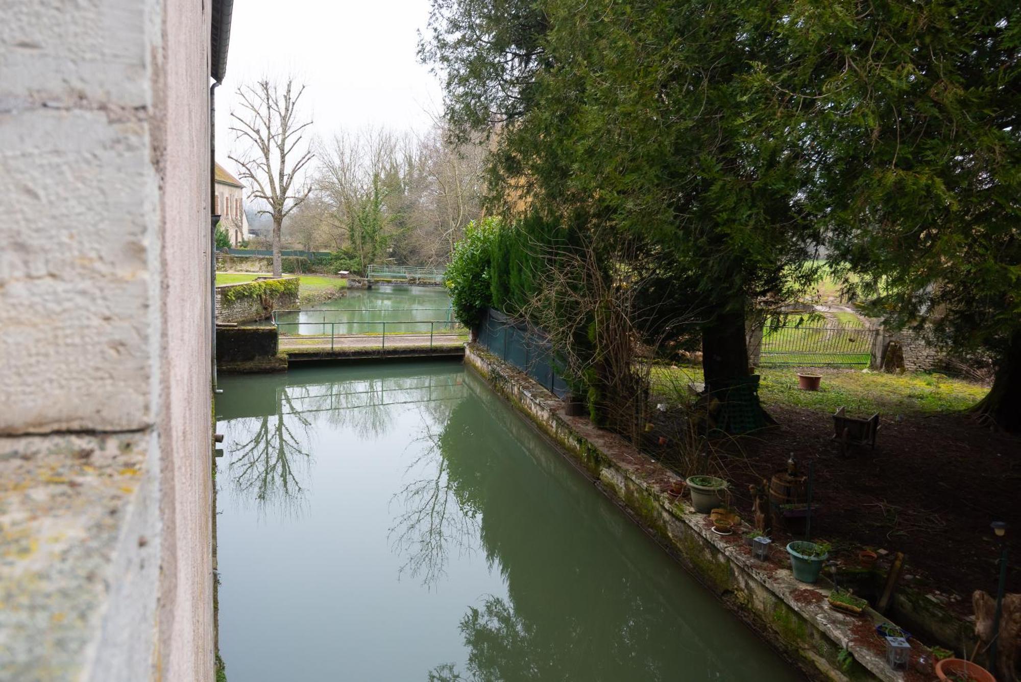 Chambre Independante Dans Le Moulin Pouilly-sur-Vingeanne ภายนอก รูปภาพ